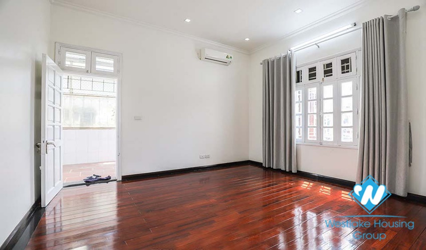 A large and nice house for rent in Ciputra International City Ha Noi